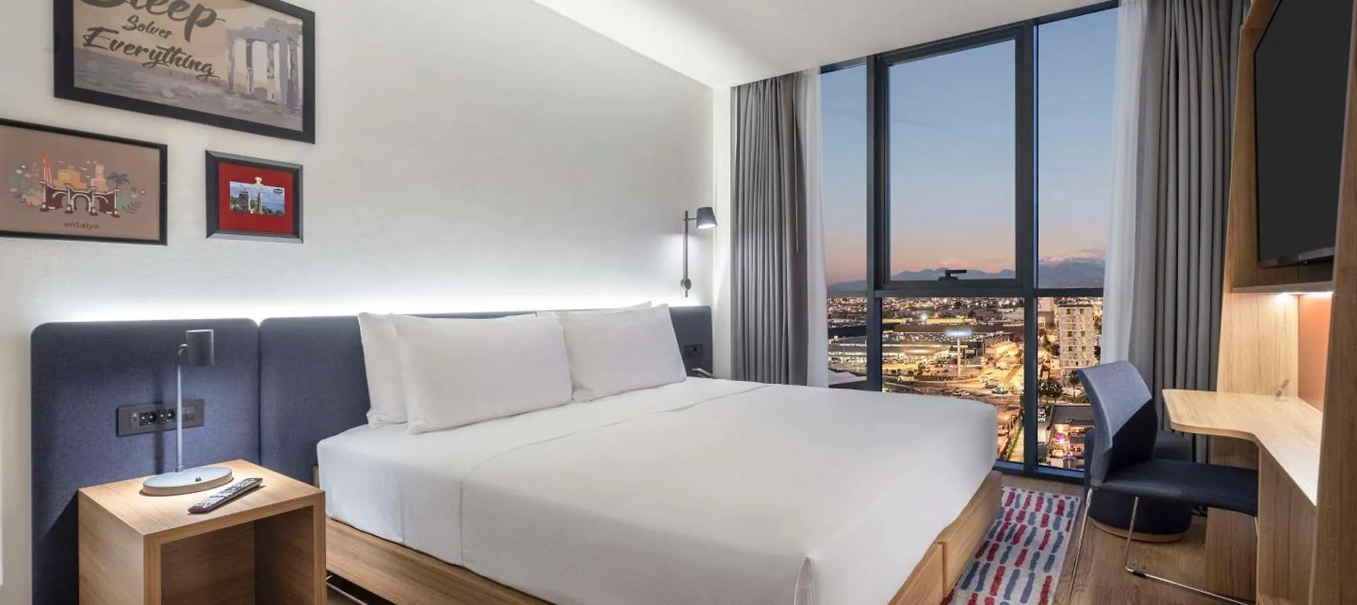 Hotel Hampton By Hilton Antalya Airport 4*,