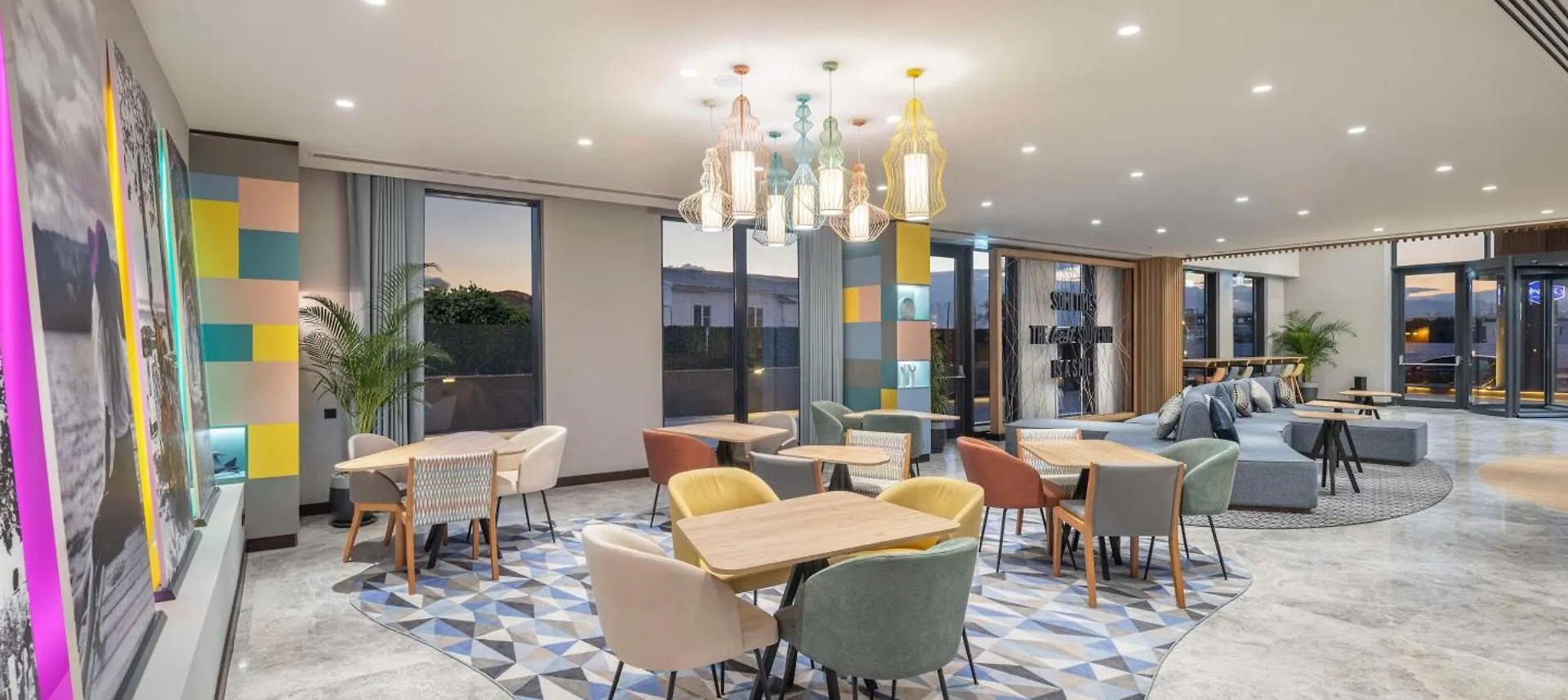 Hampton By Hilton Antalya Airport酒店 酒店