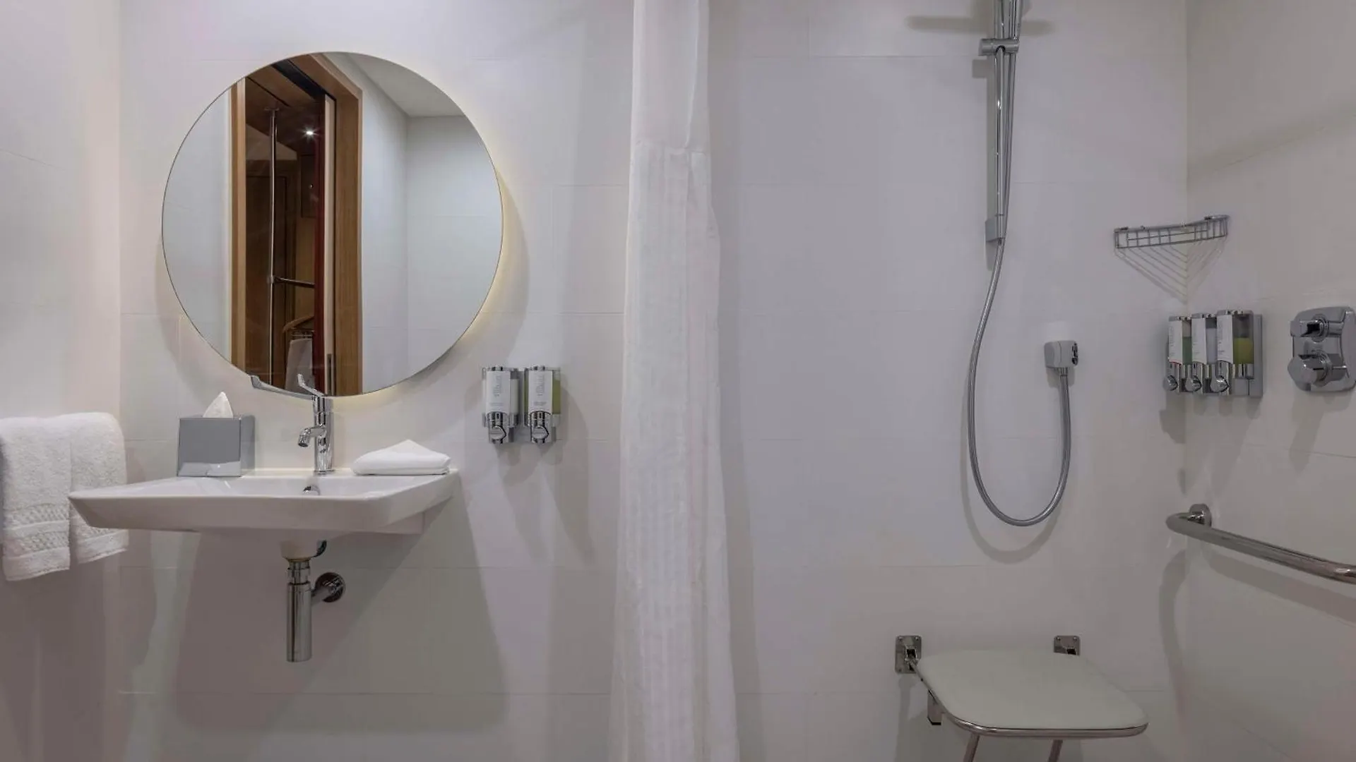 Hampton By Hilton Antalya Airport酒店 4*,