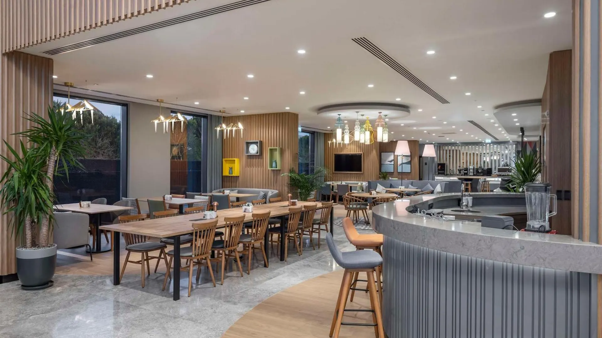 Hampton By Hilton Antalya Airport酒店