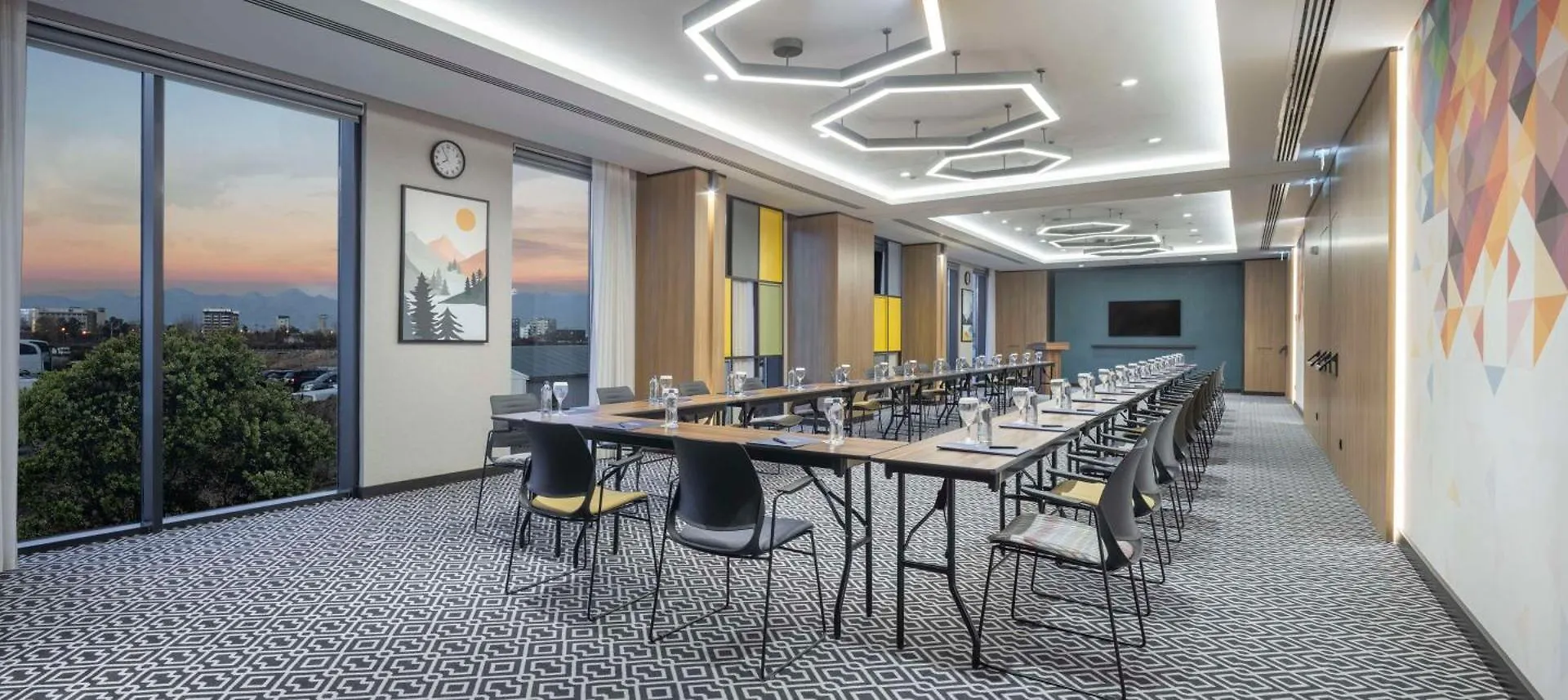 Hampton By Hilton Antalya Airport酒店 酒店