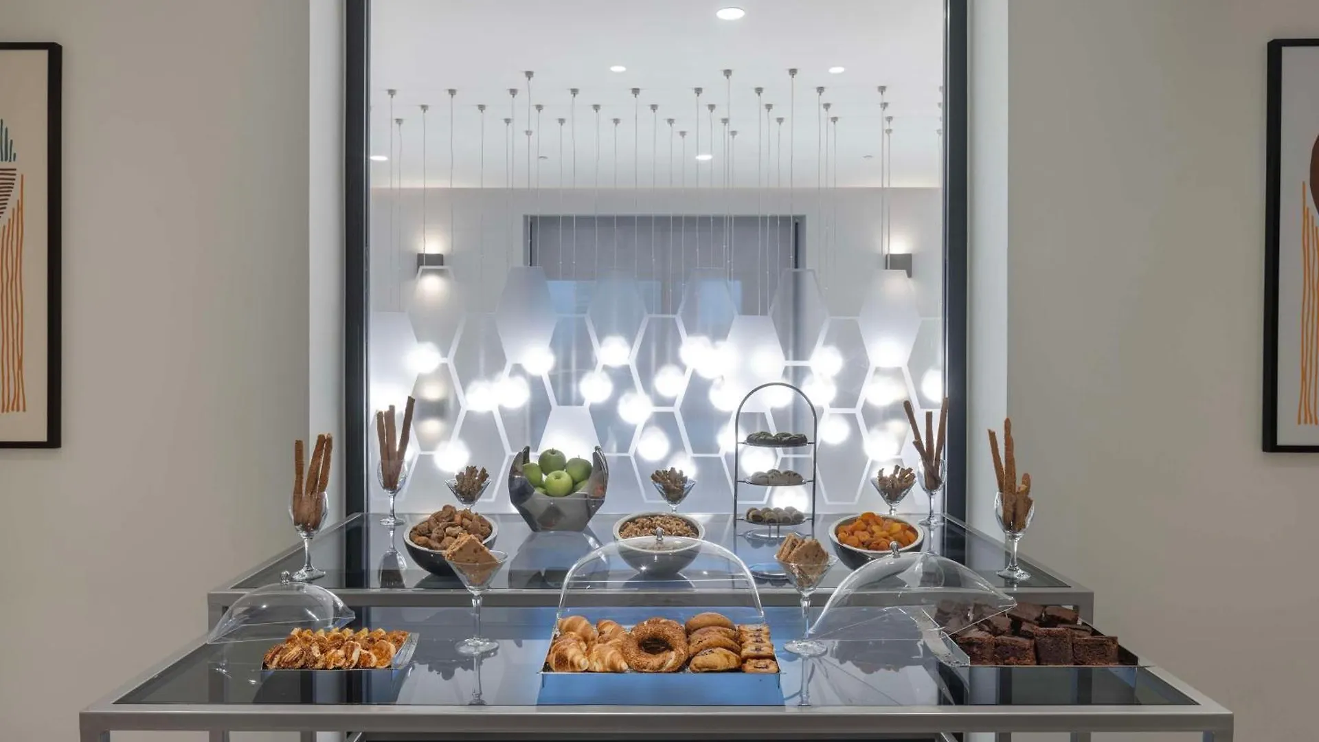 Hampton By Hilton Antalya Airport Hotel