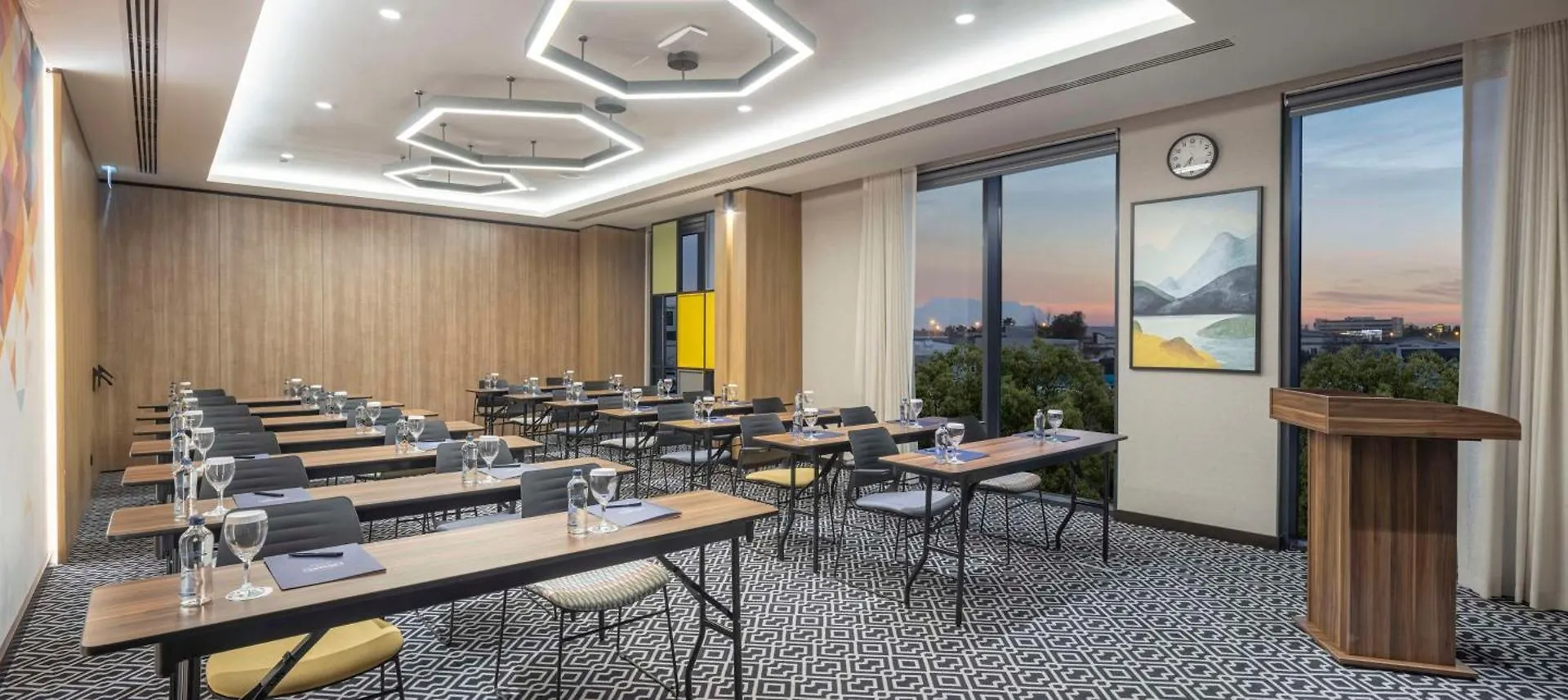Hampton By Hilton Antalya Airport酒店 酒店